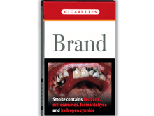 Пачки сигарет украсят фотографии легких и зубов курильщиков