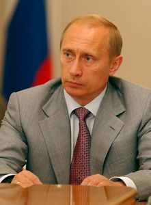 Путин утвердил перечень самых важных лекарств в 2012 году 