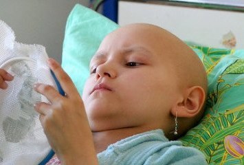 Нехватку лекарств для больных раком детей объяснили техническими проблемами