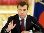 Дмитрий Медведев потребовал обеспечить россиян высокотехнологичной медицинской помощью