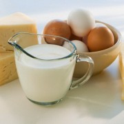 Обилие углеводов и молочных продуктов в рационе портит сперму
