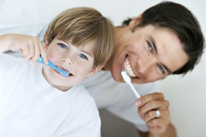 Чистка зубов разрушает зубную эмаль