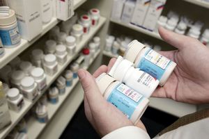 Около 25% лекарств, потребляемых в России, являются поддельными 