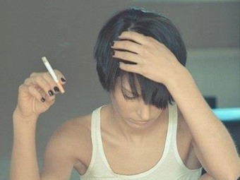 Ученые нашли связь между эстрогеном и вредным действием табачного дыма