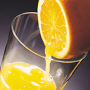 Онищенко велел усилить контроль за апельсиновым соком