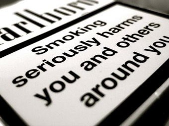 Шотландские ученые испытали «говорящие» сигаретные пачки
