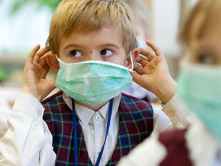 Около 300 российских школ закрылись на карантин по гриппу