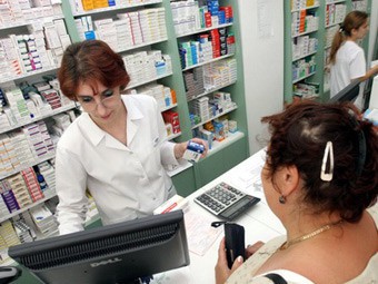 Из российских аптек могут исчезнуть шприцы и градусники