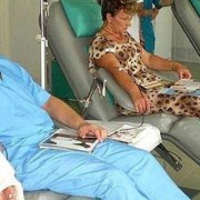 На воронежской станции переливания крови наилучшим стимулом для доноров стал пример самих врачей