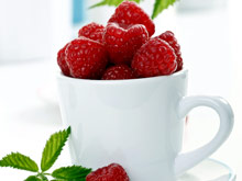 Всего одна порция ягод в неделю защитит мозг от возрастных конфигураций