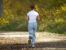 Пробежка или быстрая ходьба успокаивает клетки мозга