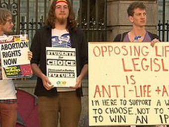 В Ирландии частично легализовали аборты