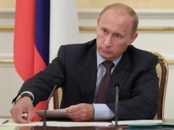 Путин указал Минздраву на разницу в заработной плате врачей и чиновников