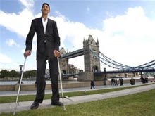 Самый высокий в мире человек, наконец, перестал расти