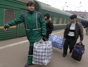 Роспотребнадзор разрешил таджикистанским детям въезд в Россию 