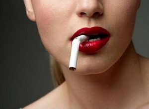 Дамам гораздо сложнее бросить курить, чем мужчинам, утверждают аргентинские ученые 