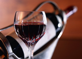 Ресвератрол в красном вине снимает негативные последствия образа жизни