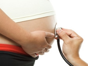 Риск болезней сердца связали с осложнениями беременности