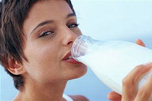 Молочные продукты могут стать причиной угревой сыпи