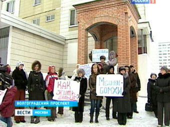 Московских врачей начали выселять из квартир