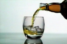 Более трети россиян не употребляют алкоголь, сообщает Росстат