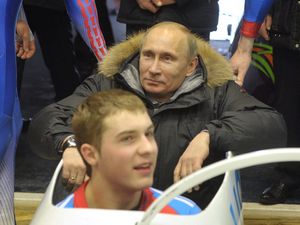 Путин посетил Российский научный центр 