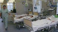Медики бьют тревогу: больницы переполнены детьми
