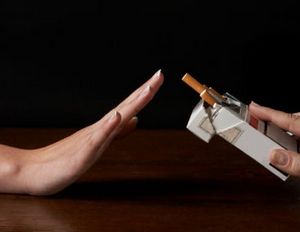 В США от курения табака раз в год умирает почти 500 тыс человек - доклад главного хирурга страны 