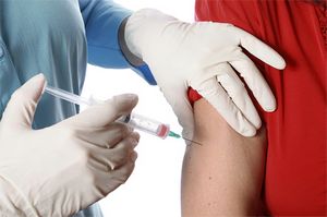 В Москве началась вакцинация взрослого населения против гриппа 