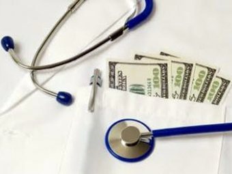 В США раскрыли мошенничество с медстраховкой на 300 миллионов баксов