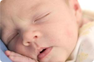 Несколько способов как уложить ребенка спать