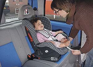 Детские автомобильные кресла не всегда безопасны