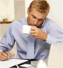 Недержание мочи у мужчин связано с употреблением кофеина