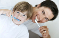 Чистка зубов разрушает зубную эмаль