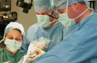 Челябинские хирурги спасли единственную почку пациенту, удалив четыре опухоли