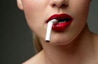Дамам гораздо сложнее бросить курить, чем мужчинам, утверждают аргентинские ученые
