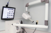 Стоматологи попросили Онищенко не запрещать рентген-кабинеты в жилых домах