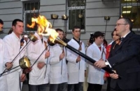 Студенты Медико-стоматологического института провели факельное шествие в честь Дня Победы