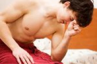 Низкий уровень тестостерона в мужском организме может быть вызван расширением вен