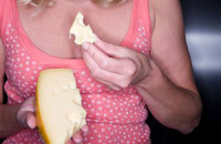 Любительницам сыра обеспечена долгая молодость