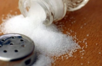 Столовая, каменная и морская соль одинаково вредна, заявляют эксперты