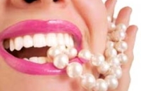 Древнейшие и современные люди оценивают партнера по состоянию зубов, уверены психологи