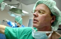Датский «доктор членов» вновь сможет оперировать в Швеции