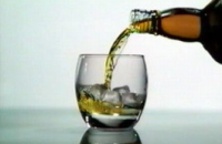 Более трети россиян не употребляют алкоголь, сообщает Росстат