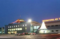 Въезжающим в Приморье из Китая начали измерять температуру Въезжающим в Приморье из Китая начали измерять температуру