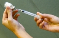 Получены новые подтверждения отсутствия связи между вакцинированием от кори и риском возникновением фебрильных припадко
