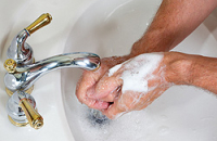 Частое мытье рук уменьшает риск инфекций