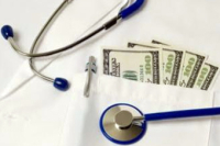 В США раскрыли мошенничество с медстраховкой на 300 миллионов баксов