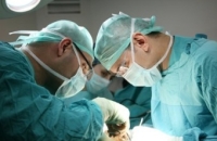 Российские хирурги почти целиком пересадили лицо двум детям