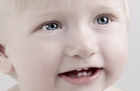 Нехорошие молочные зубы приводят к искривлению зубов во взрослом возрасте